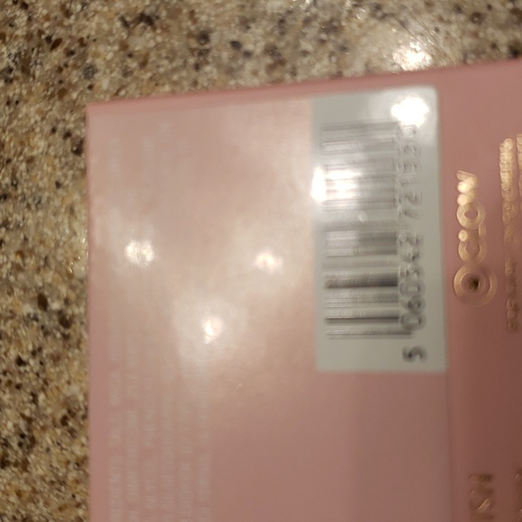 Charlotte Tilbury pillow talk - Picture 7 of 7